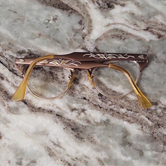 Antique Diamond Cut aluminum frame glasses - Picture 6 of 15